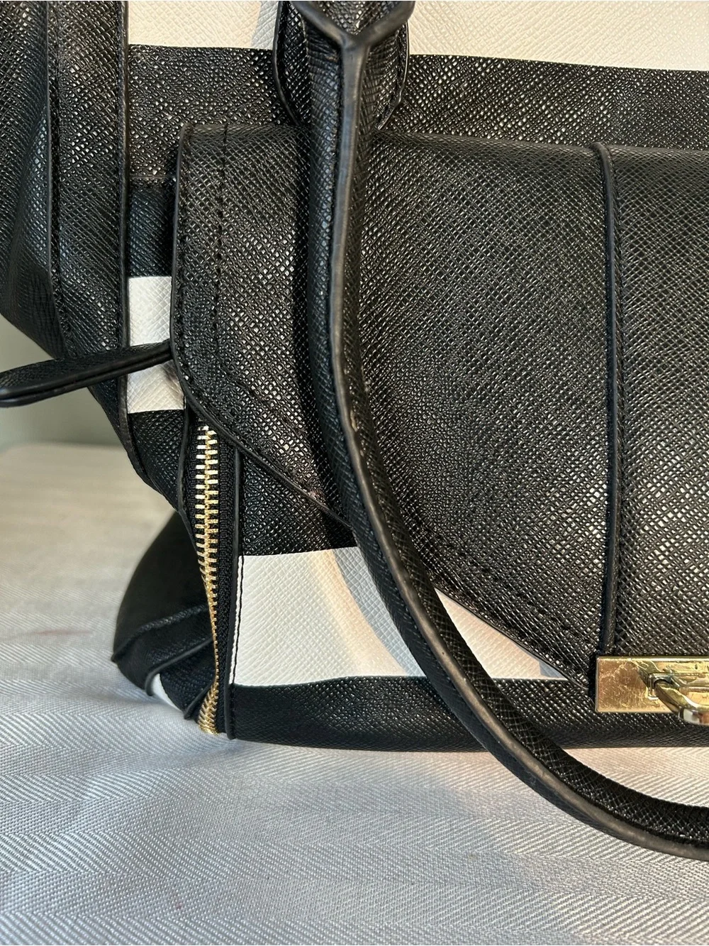 Black and White Structured Stripe Tote Shoulder Bag